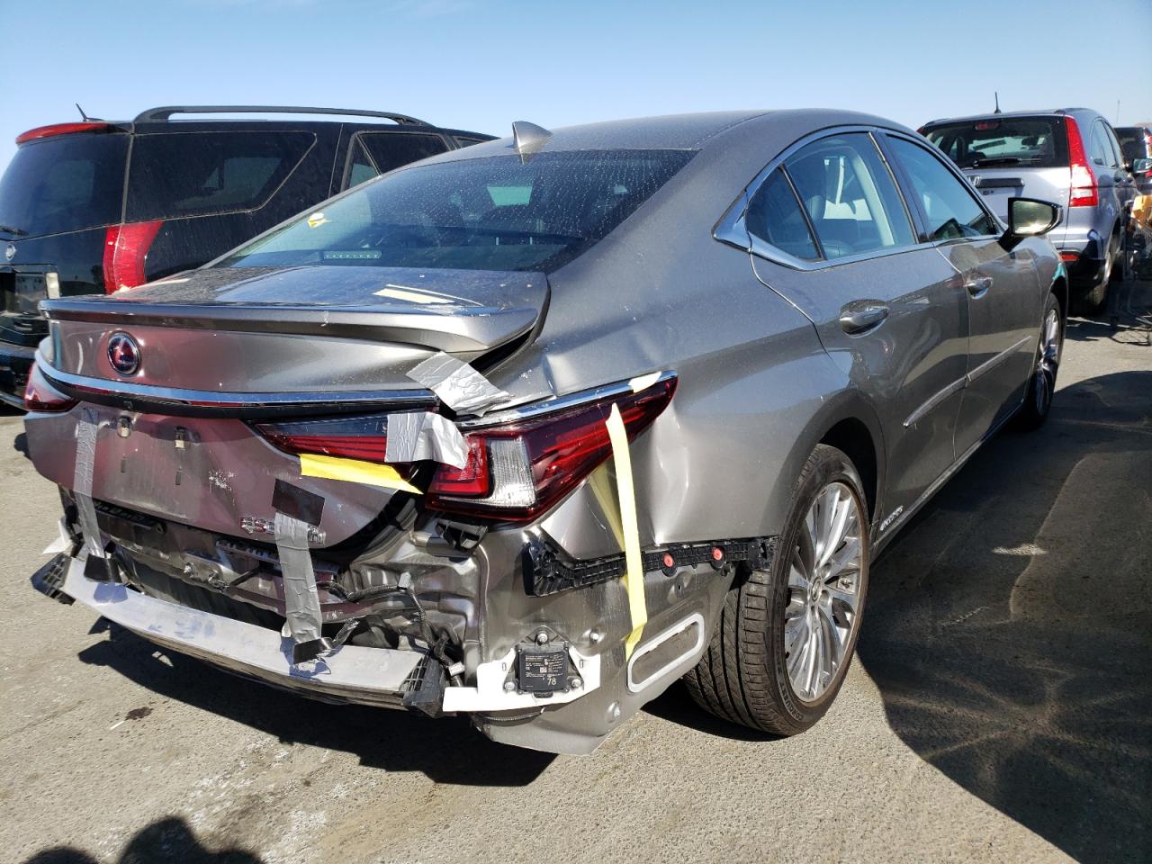 Image 3 of 2020 LEXUS ES 300H 2020 with VIN 58AD21B17LU011151