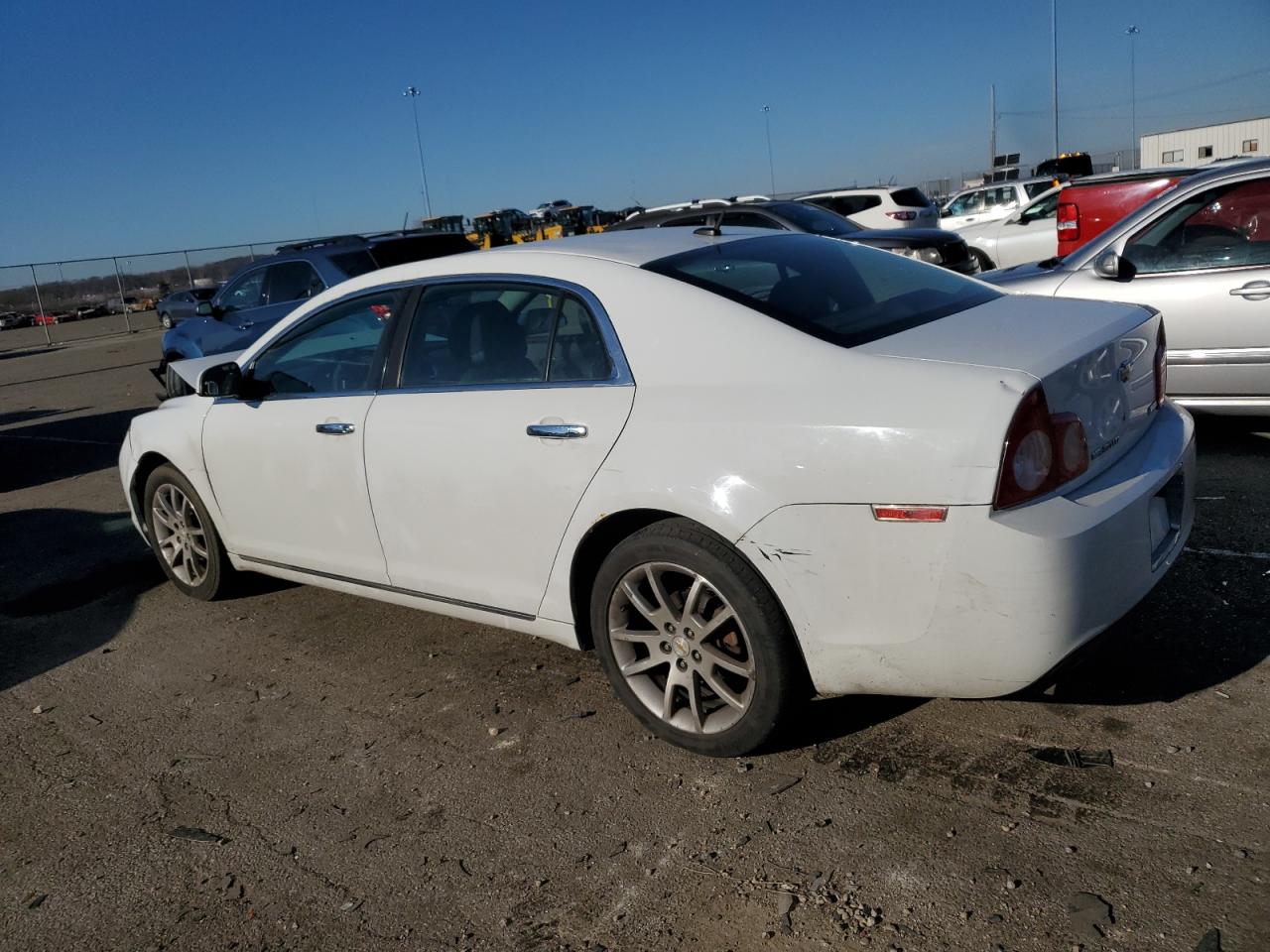 Изображение 2 2011 CHEVROLET MALIBU LTZ 2011 с VIN 1G1ZE5EU8BF384569