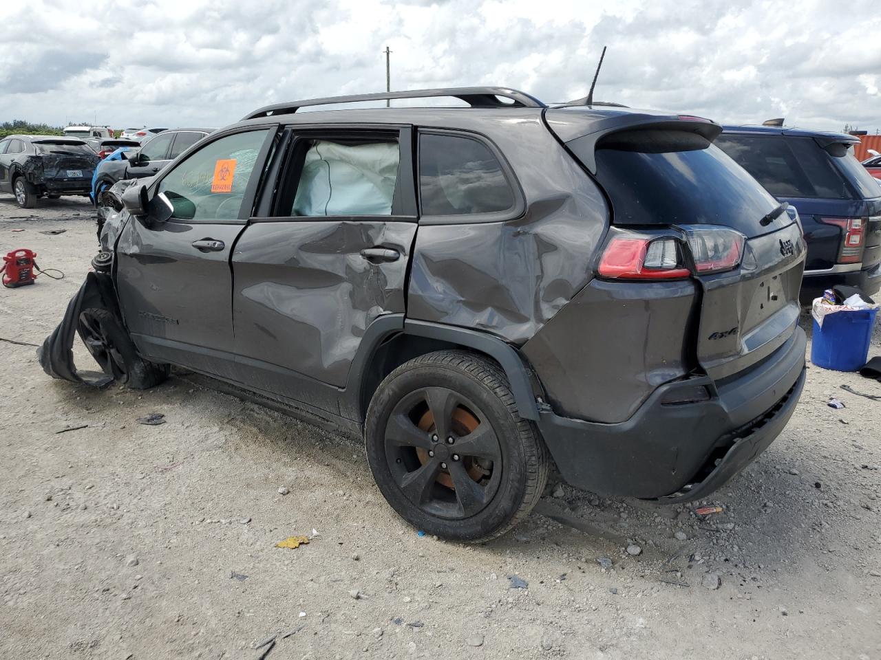 Изображение 2 2019 JEEP CHEROKEE LATITUDE PLUS 2019 с VIN 1C4PJMLX5KD375177