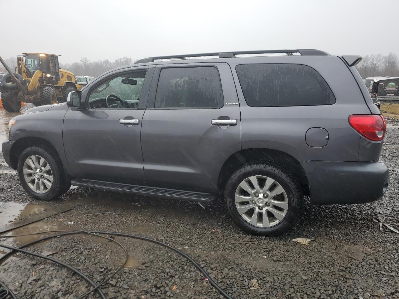 Obraz 2 z 2012 TOYOTA SEQUOIA LIMITED 2012 z VIN 5TDJY5G1XCS064573