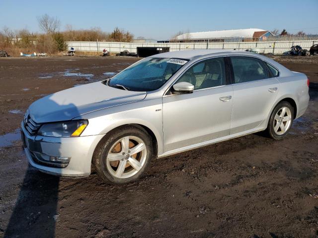 Изображение 1 2015 VOLKSWAGEN PASSAT S 2015 с VIN 1VWAT7A33FC096241