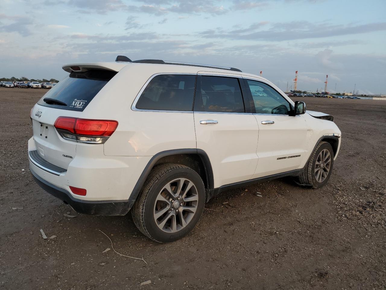 Image 3 of 2018 JEEP GRAND CHEROKEE LIMITED 2018 with VIN 1C4RJFBG5JC136741
