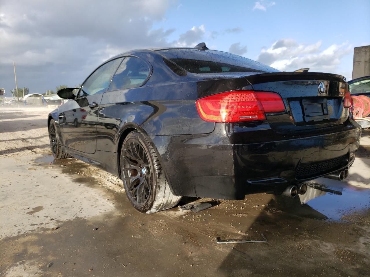 Image 2 of 2013 BMW M3  2013 with VIN WBSKG9C51DJ593120