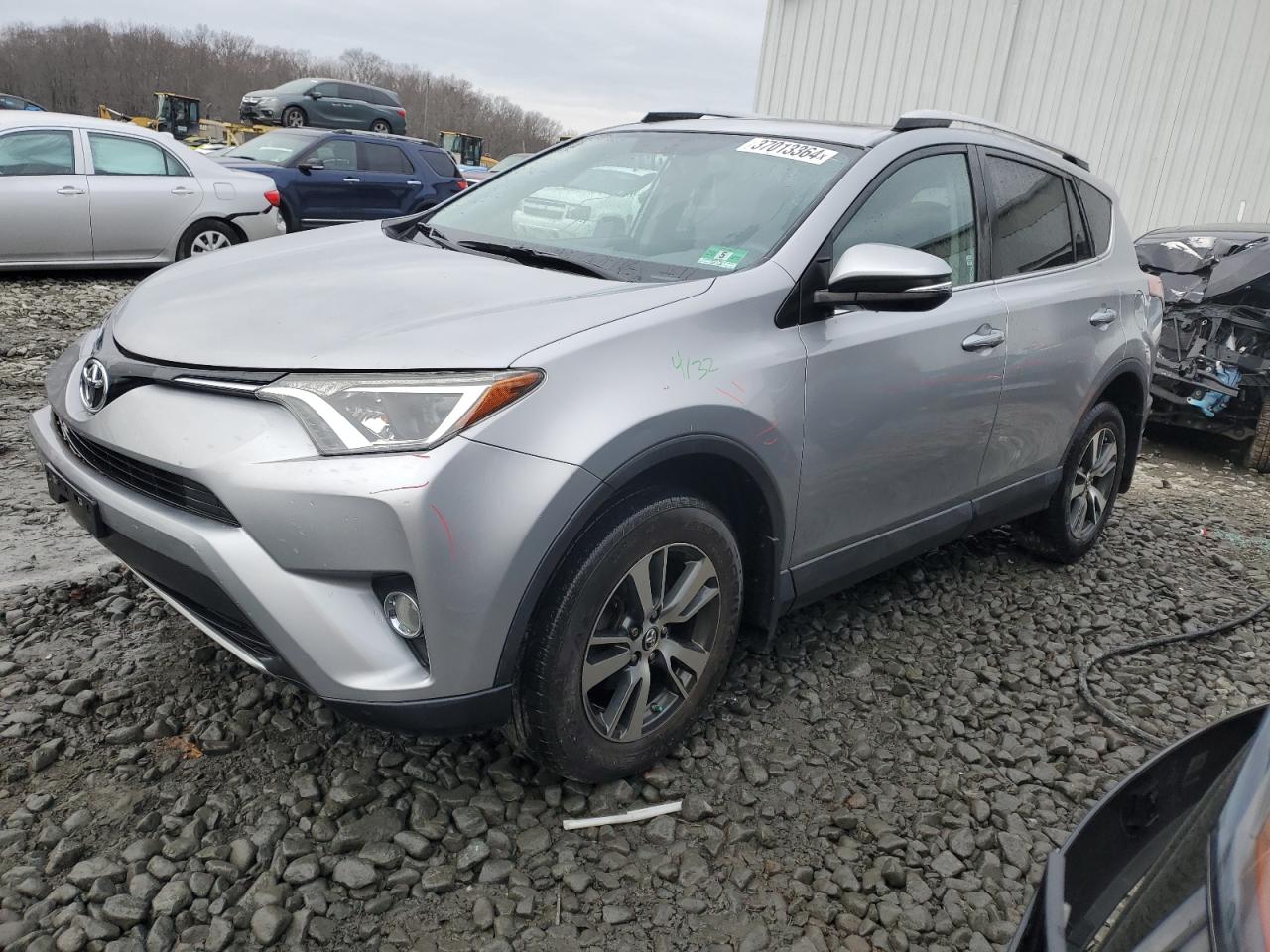 Image 1 of 2016 TOYOTA RAV4 XLE 2016 with VIN 2T3RFREVXGW481945