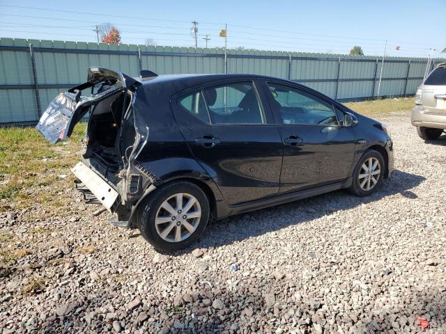 Image 3 of 2017 TOYOTA PRIUS C  2017 with VIN JTDKDTB32H1596613