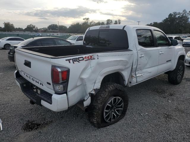 Obraz 3 z 2020 TOYOTA TACOMA DOUBLE CAB 2020 z VIN 3TMCZ5AN8LM303829