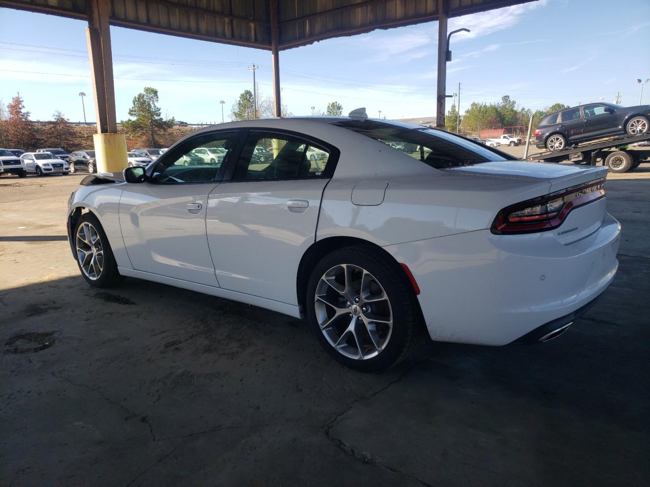 Изображение 2 2022 DODGE CHARGER SXT 2022 с VIN 2C3CDXBG6NH243131