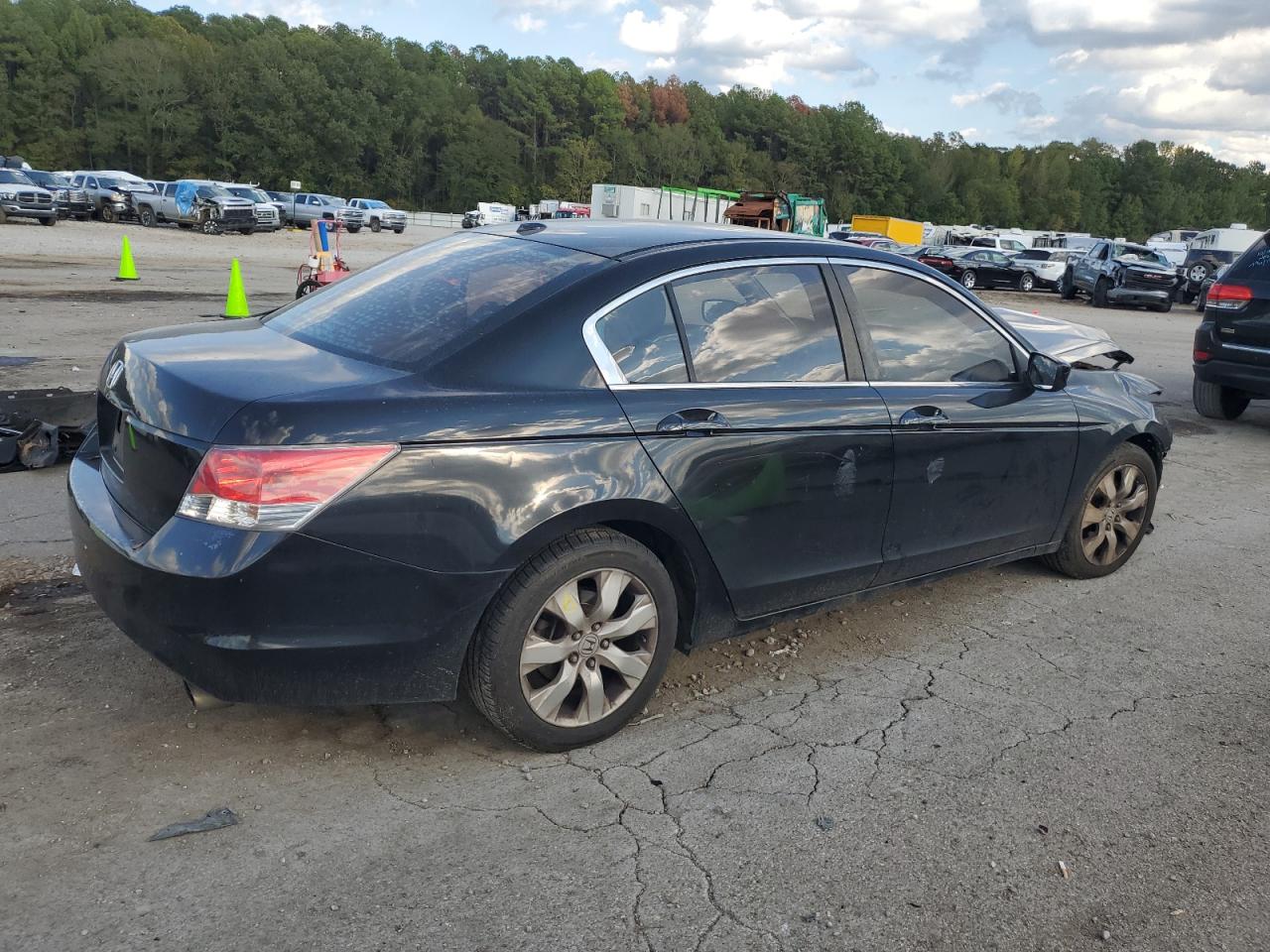 Image 3 of 2009 HONDA ACCORD EXL 2009 with VIN 1HGCP26869A085338