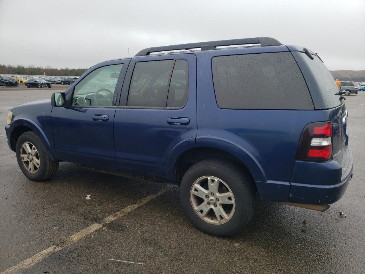 Изображение 2 2008 FORD EXPLORER XLT 2008 с VIN 1FMEU73E78UA46158