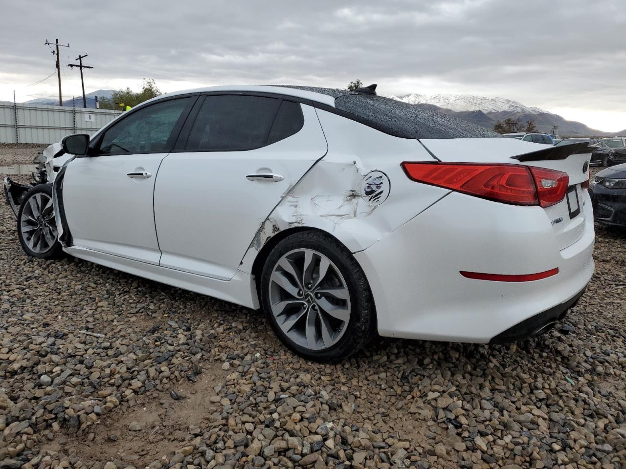 Image 2 of 2015 KIA OPTIMA SX 2015 with VIN 5XXGR4A69FG412620