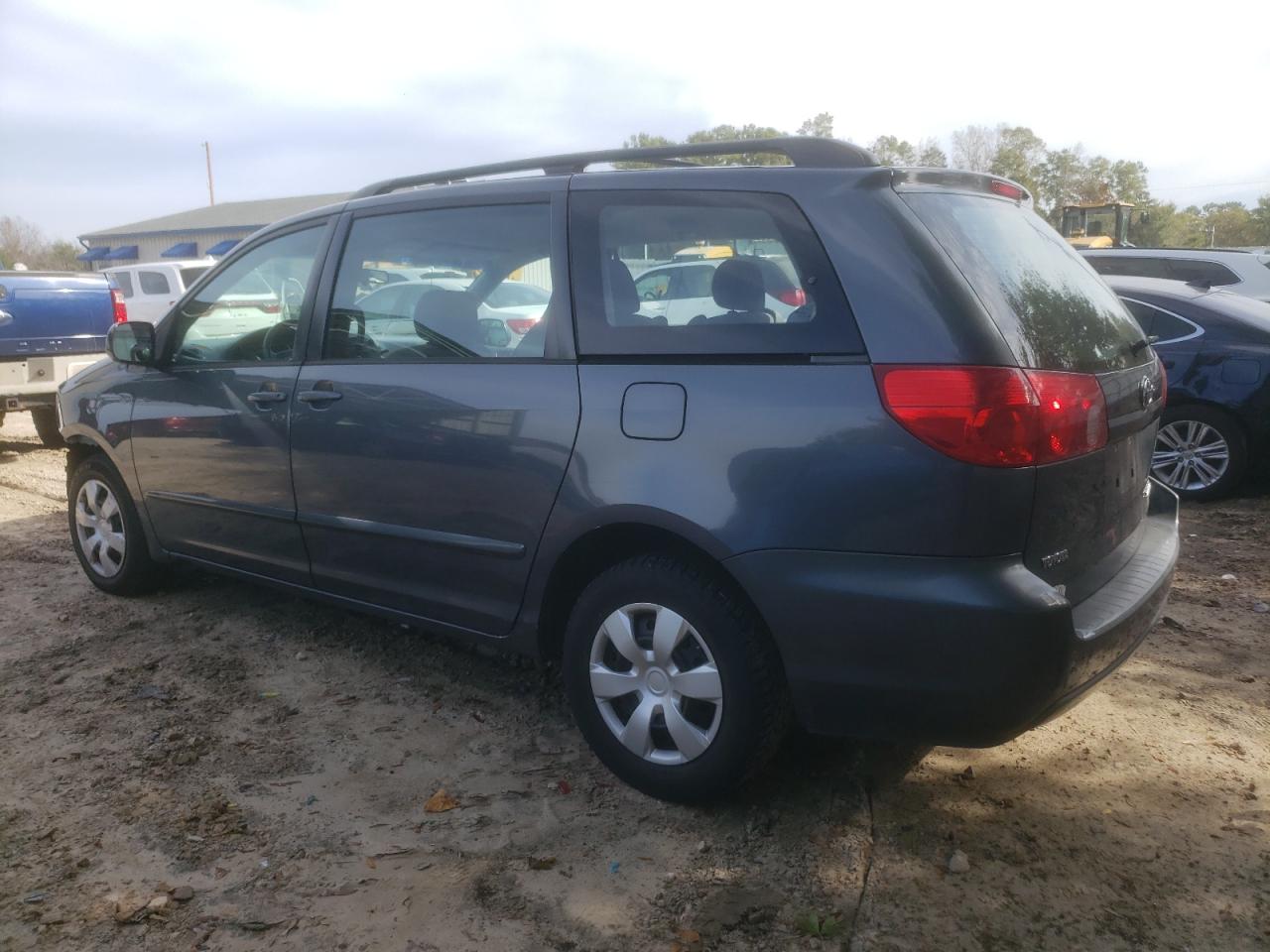 Изображение 2 2007 TOYOTA SIENNA CE 2007 с VIN 5TDZK23C77S072677