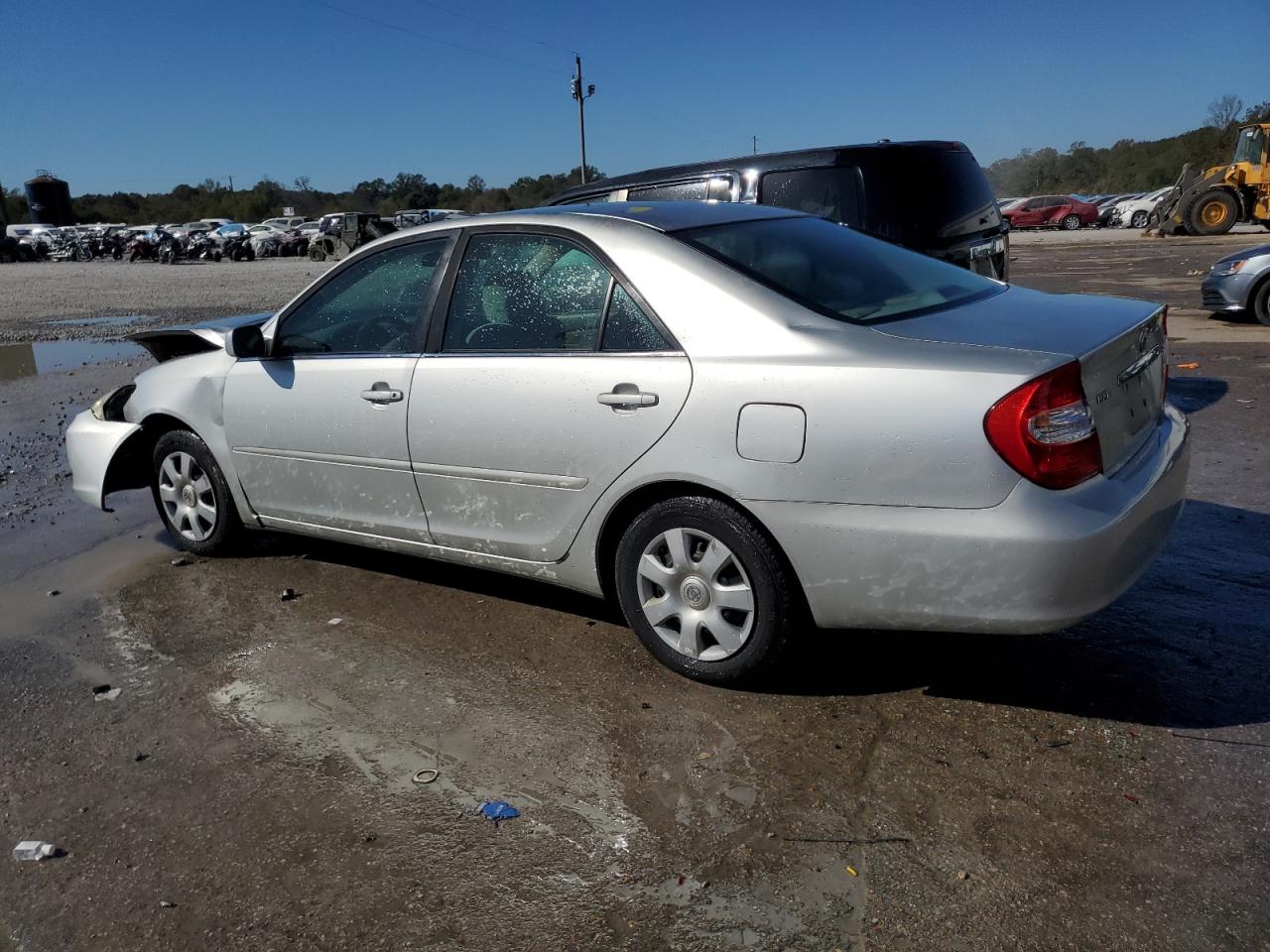 Image 2 of 2004 TOYOTA CAMRY LE 2004 with VIN 4T1BE32K74U791373