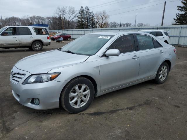 Obraz 1 z 2011 TOYOTA CAMRY BASE 2011 z VIN 4T1BF3EK8BU652486