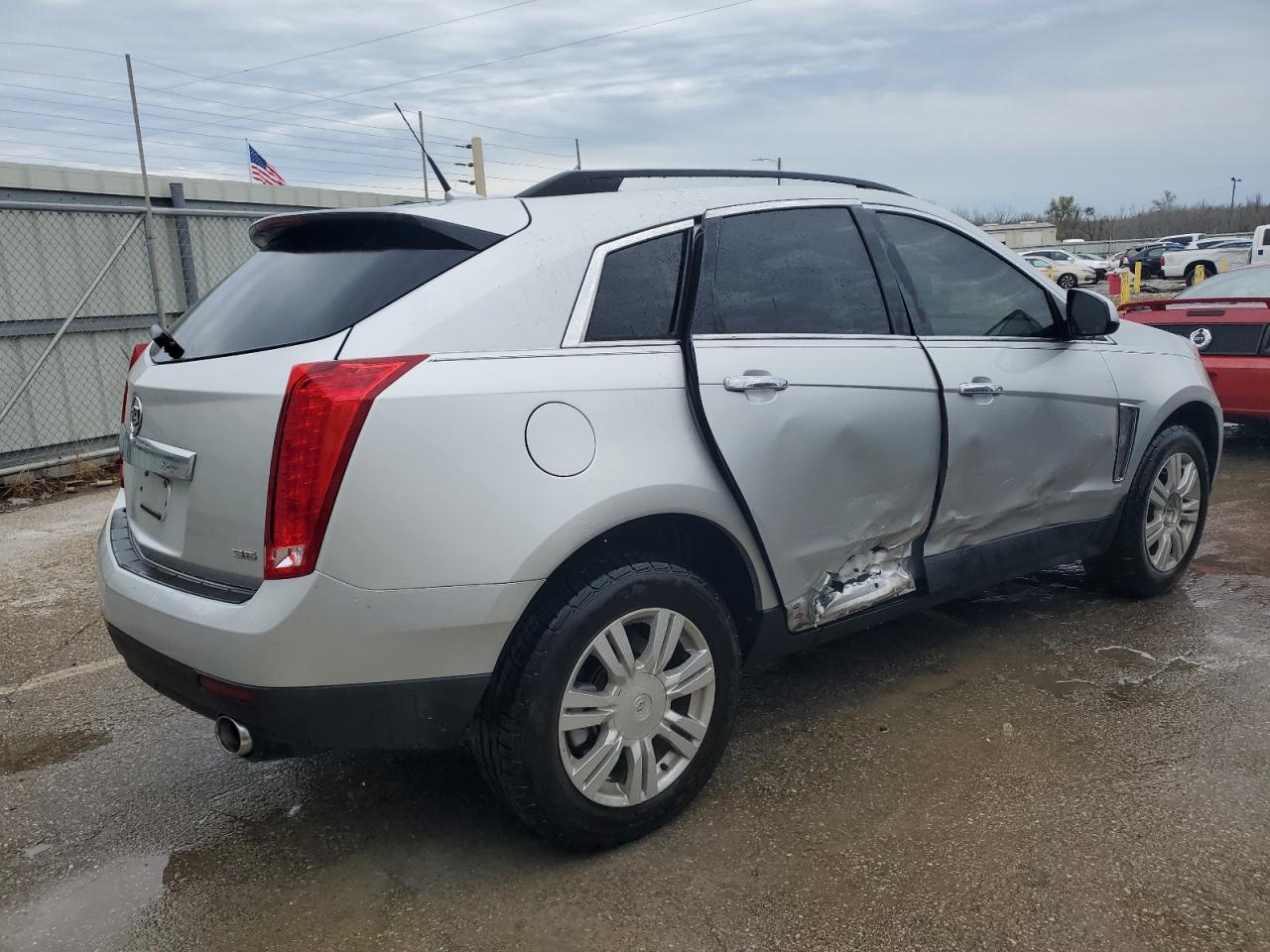 Image 3 of 2013 CADILLAC SRX  2013 with VIN 3GYFNAE30DS633689