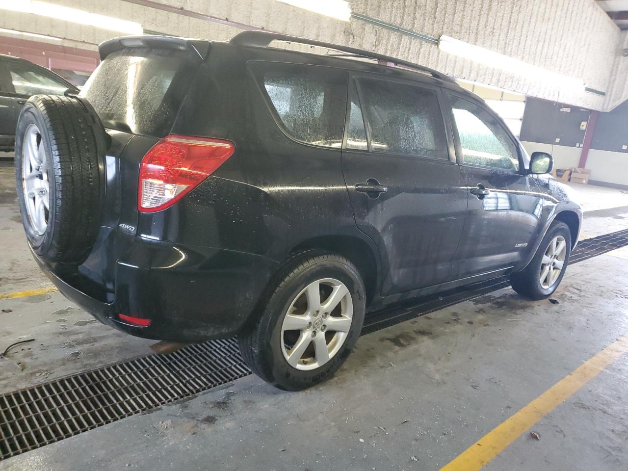 Изображение 3 2006 TOYOTA RAV4 LIMITED 2006 с VIN JTMBD31V265013479