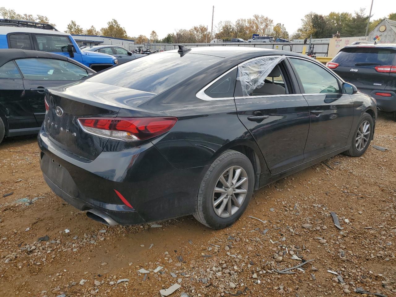 Image 3 of 2019 HYUNDAI SONATA SE 2019 with VIN 5NPE24AF2KH786447