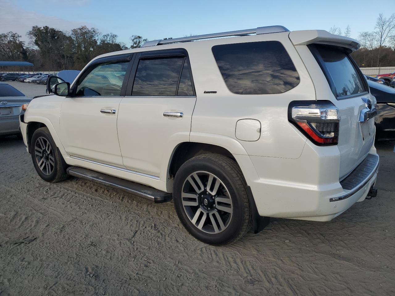 Image 2 of 2016 TOYOTA 4RUNNER SR5/SR5 PREMIUM 2016 with VIN JTEBU5JR3G5369516