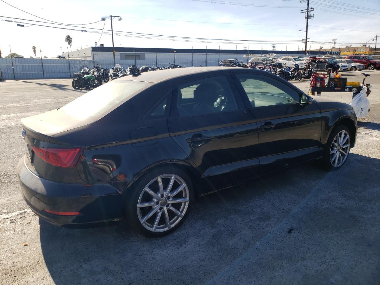 Изображение 3 2016 AUDI A3 PREMIUM 2016 с VIN WAUA7GFF4G1060577