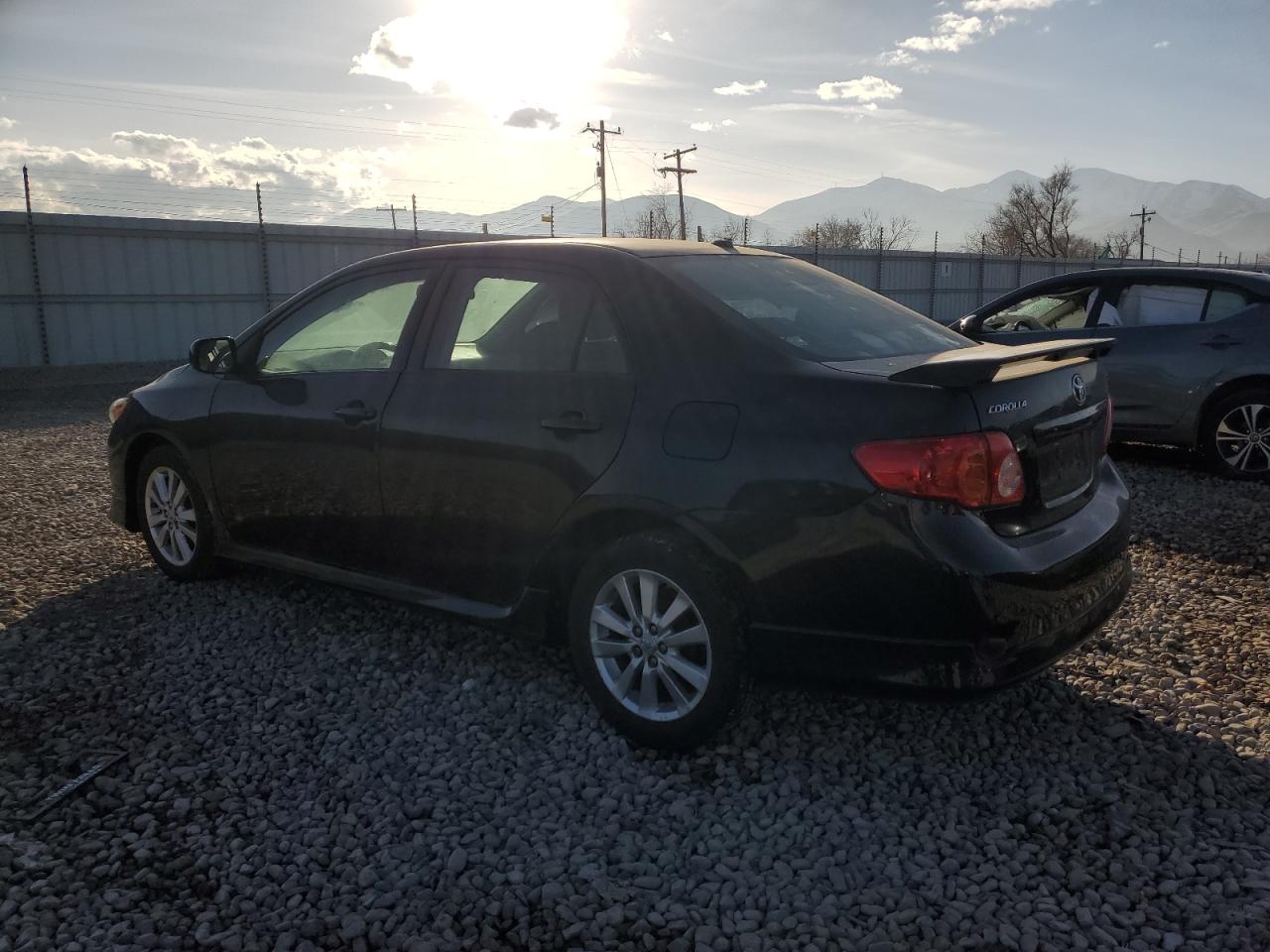 Image 2 of 2010 TOYOTA COROLLA BASE 2010 with VIN 2T1BU4EEXAC444213