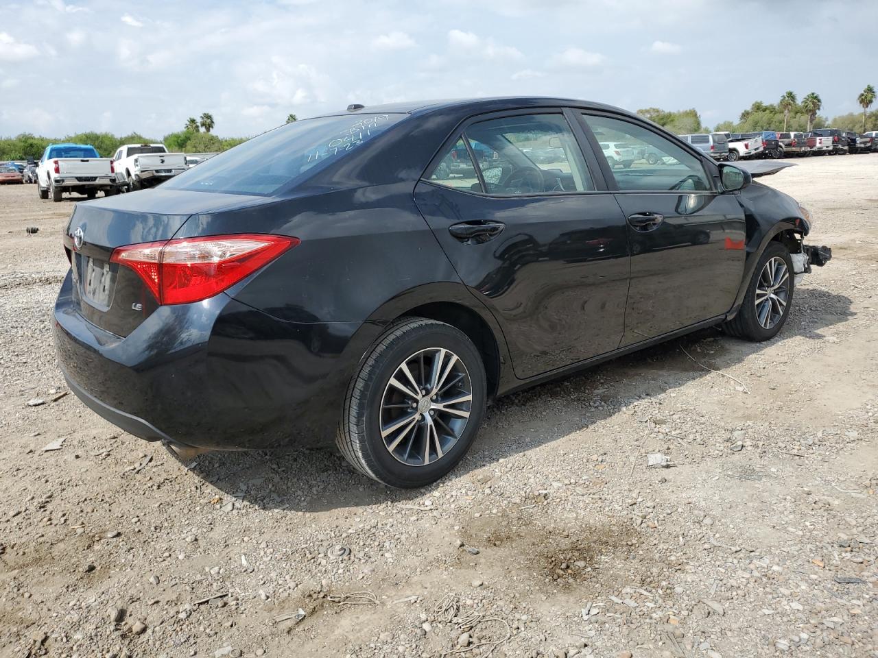 Изображение 3 2019 TOYOTA COROLLA L 2019 с VIN 5YFBURHE5KP890411
