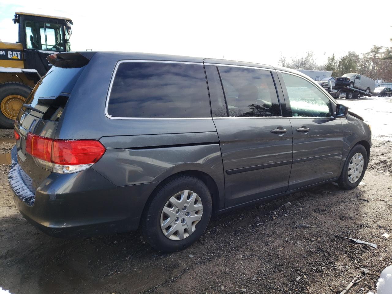 Image 3 of 2010 HONDA ODYSSEY LX 2010 with VIN 5FNRL3H24AB090049
