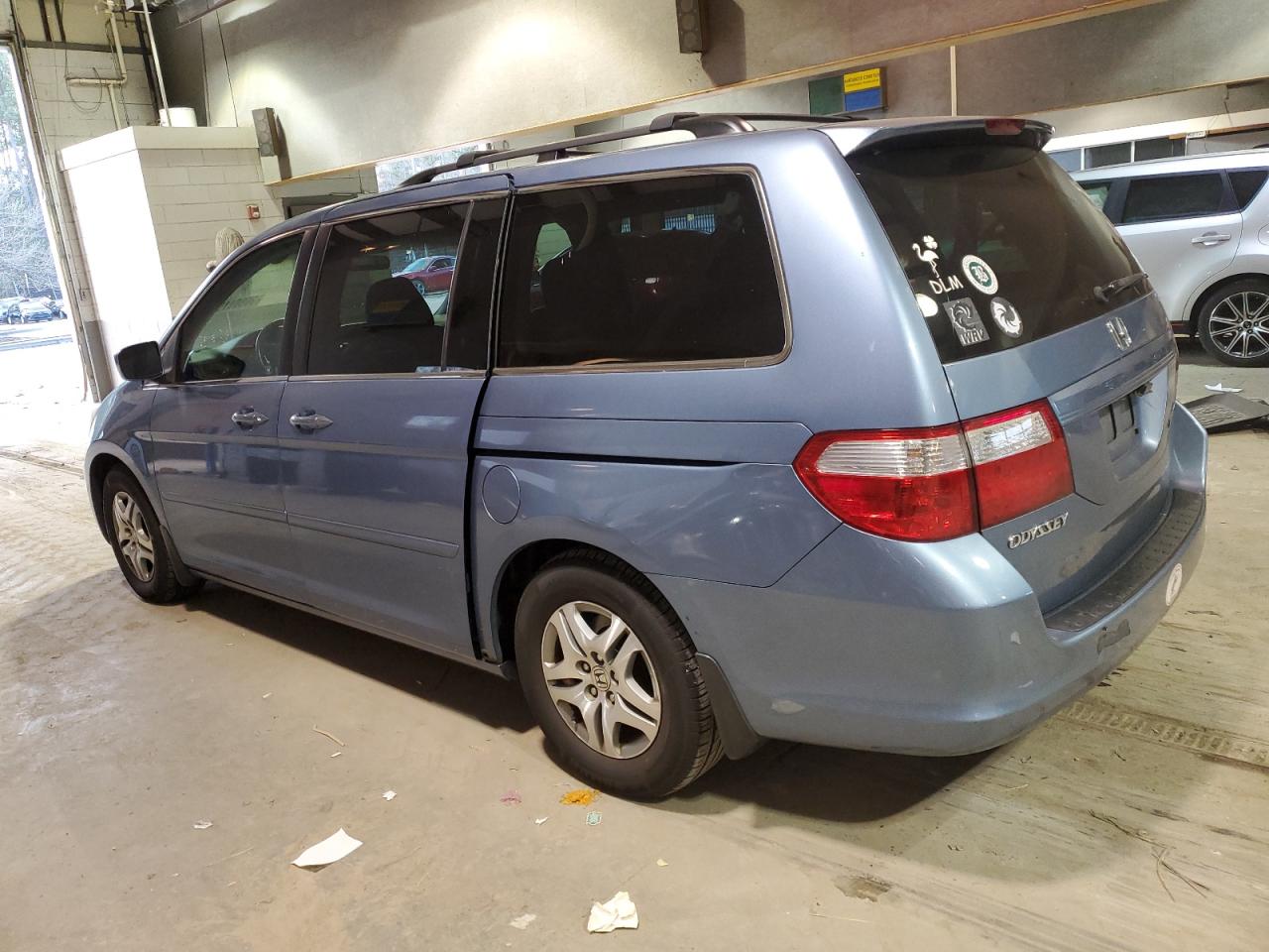 Image 2 of 2006 HONDA ODYSSEY EXL 2006 with VIN 5FNRL38626B104735