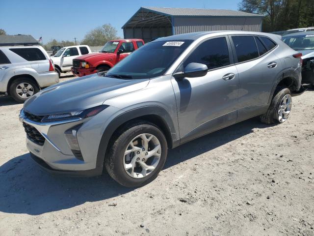 Obraz 1 z 2024 CHEVROLET TRAX LS 2024 z VIN KL77LFE22RC053228