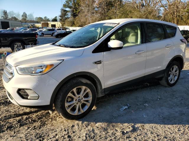 Obraz 1 z 2017 FORD ESCAPE SE 2017 z VIN 1FMCU9GD9HUE01089