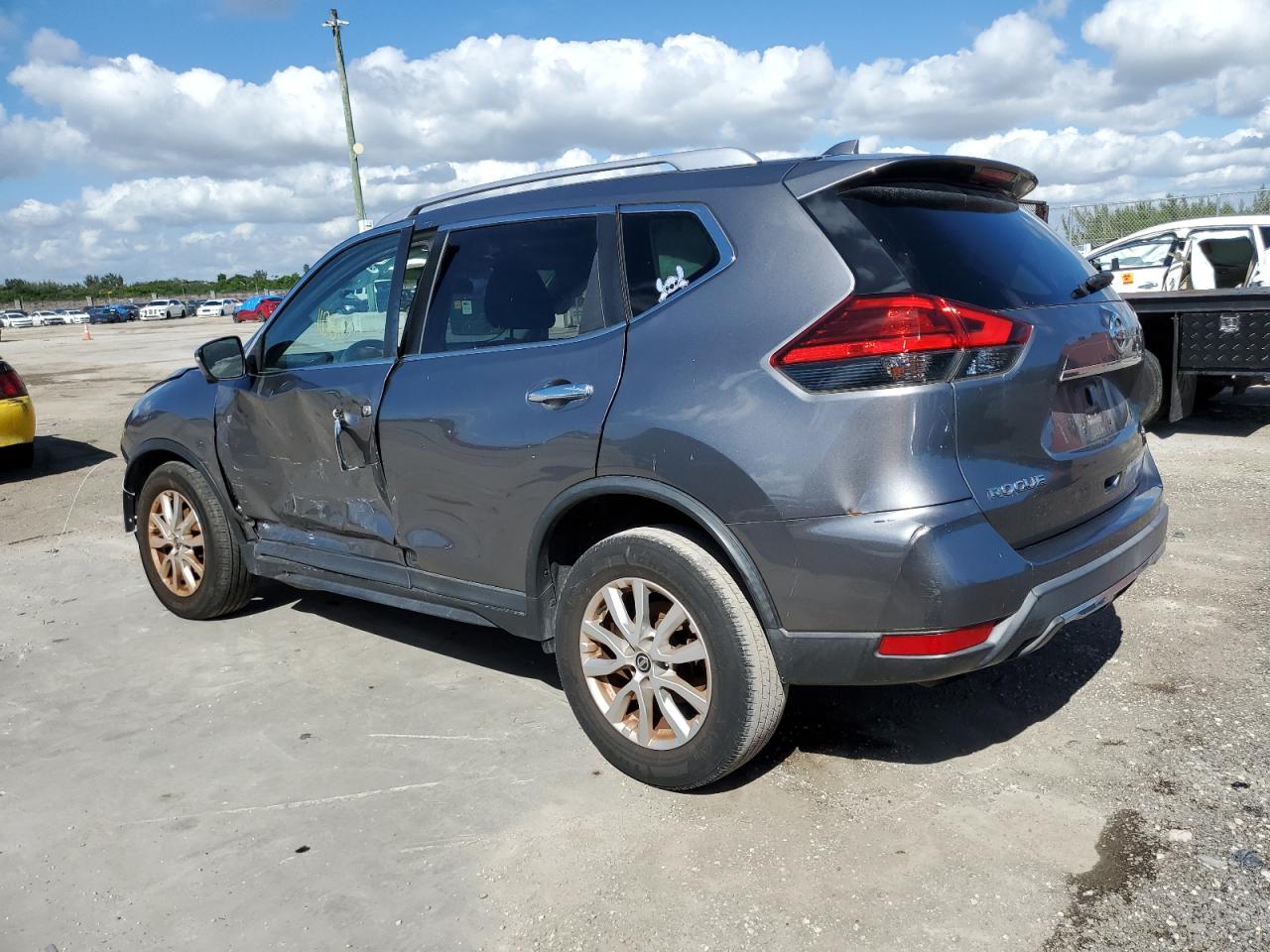 Изображение 2 2017 NISSAN ROGUE S 2017 с VIN KNMAT2MV0HP580687