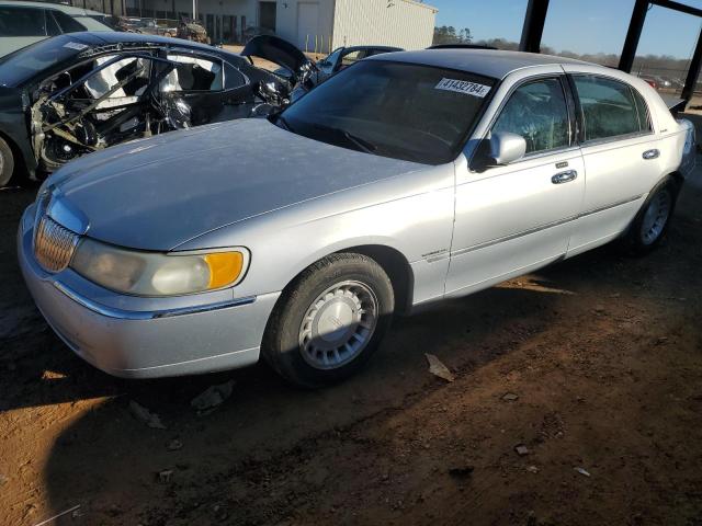 2001 LINCOLN TOWN CAR EXECUTIVE 2001 image