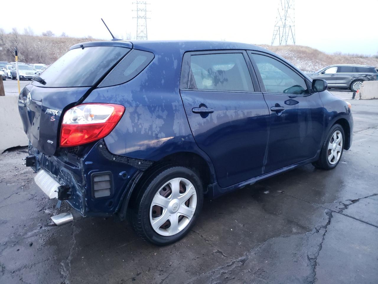 Image 3 of 2009 TOYOTA COROLLA MATRIX S 2009 with VIN 2T1LE40E19C007835