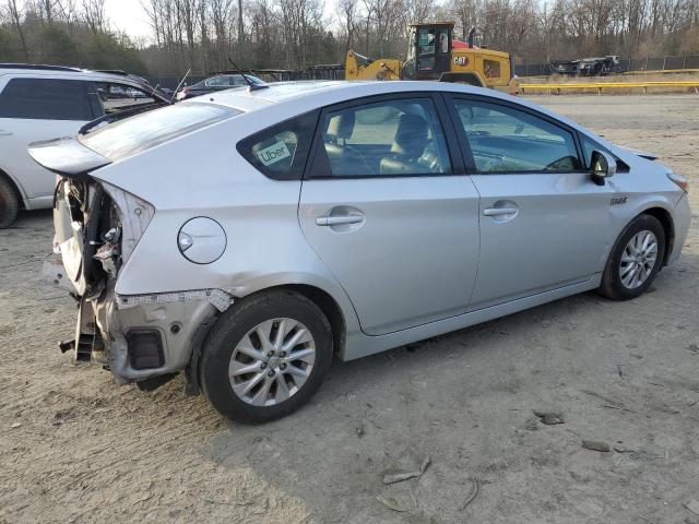 Image 3 of 2015 TOYOTA PRIUS PLUG-IN  2015 with VIN JTDKN3DPXF3067585