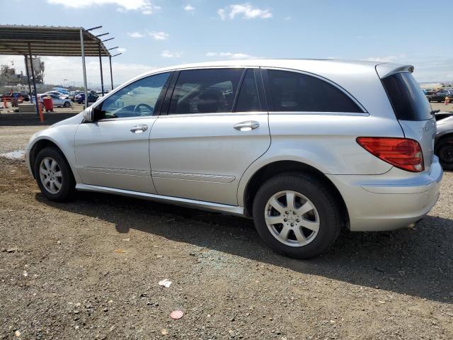 Image 2 of 2007 MERCEDES-BENZ R 350 2007 with VIN 4JGCB65E27A050526