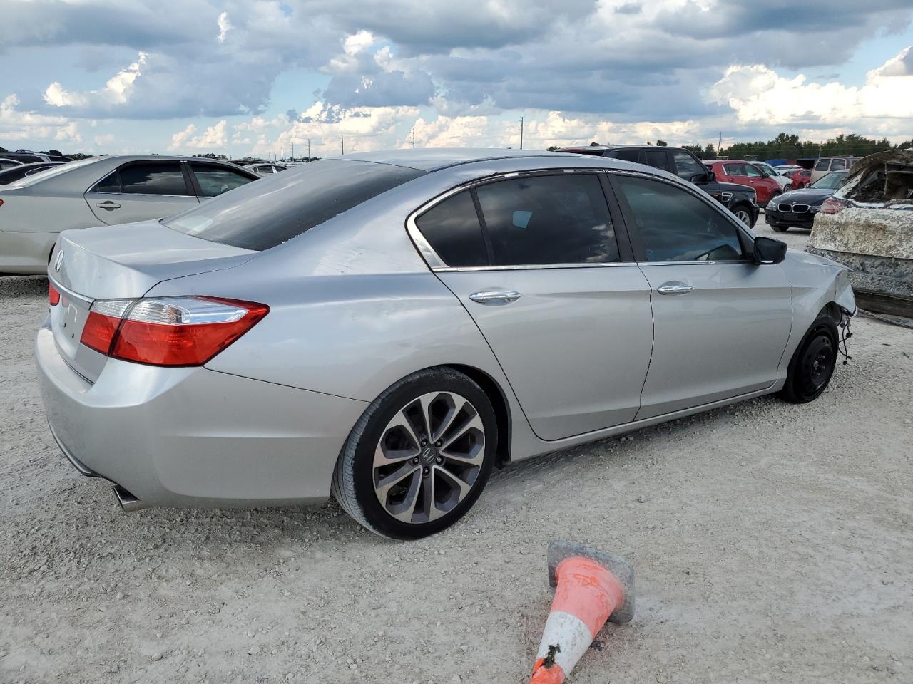 Изображение 3 2014 HONDA ACCORD LX 2014 с VIN 1HGCR2F36EA159107
