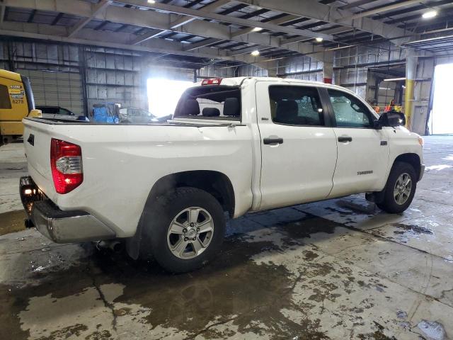 Image 3 of 2017 TOYOTA TUNDRA CREWMAX SR5 2017 with VIN 5TFDY5F1XHX659889