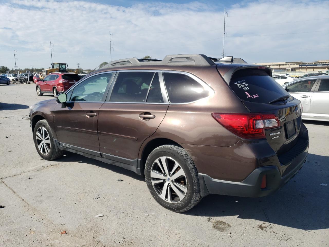 Изображение 2 2019 SUBARU OUTBACK 2.5I LIMITED 2019 с VIN 4S4BSANC8K3229647