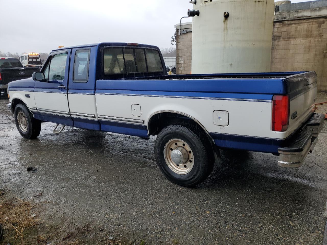 Image 2 of 1997 FORD F250  1997 with VIN 1FTHX25HXVEC51983