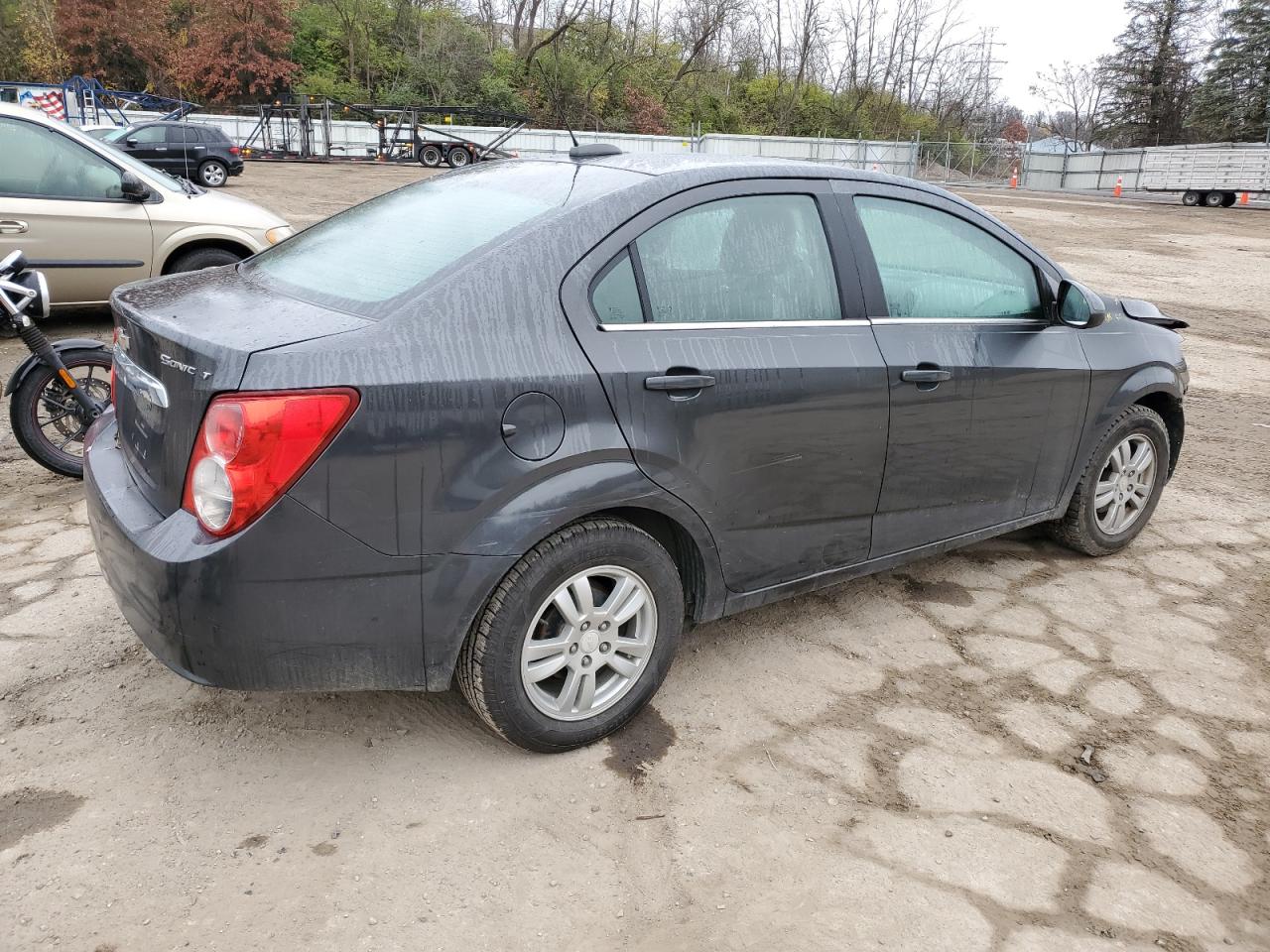 Image 3 of 2016 CHEVROLET SONIC LT 2016 with VIN 1G1JC5SH1G4180029