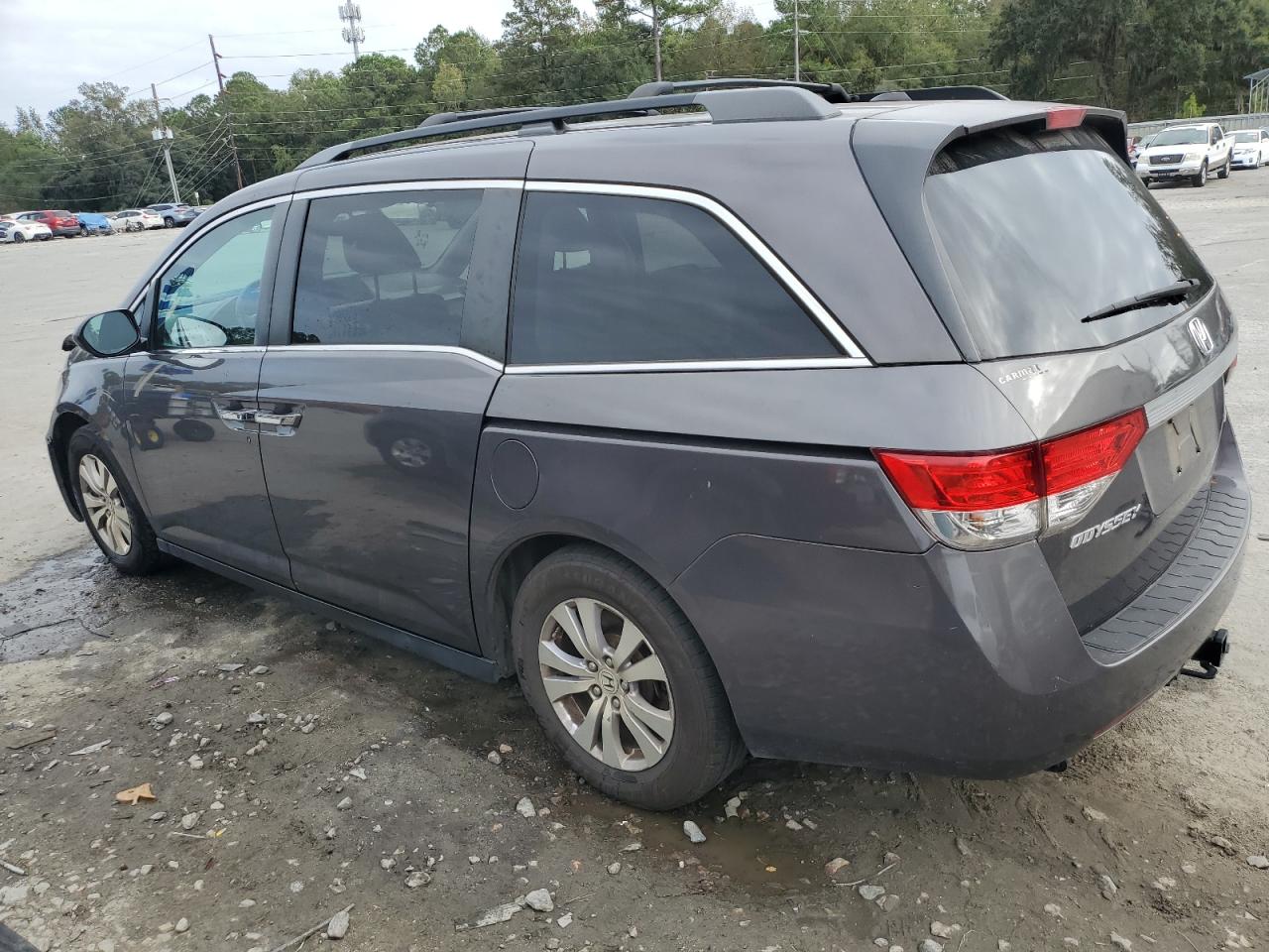 Image 2 of 2016 HONDA ODYSSEY SE 2016 with VIN 5FNRL5H35GB097797
