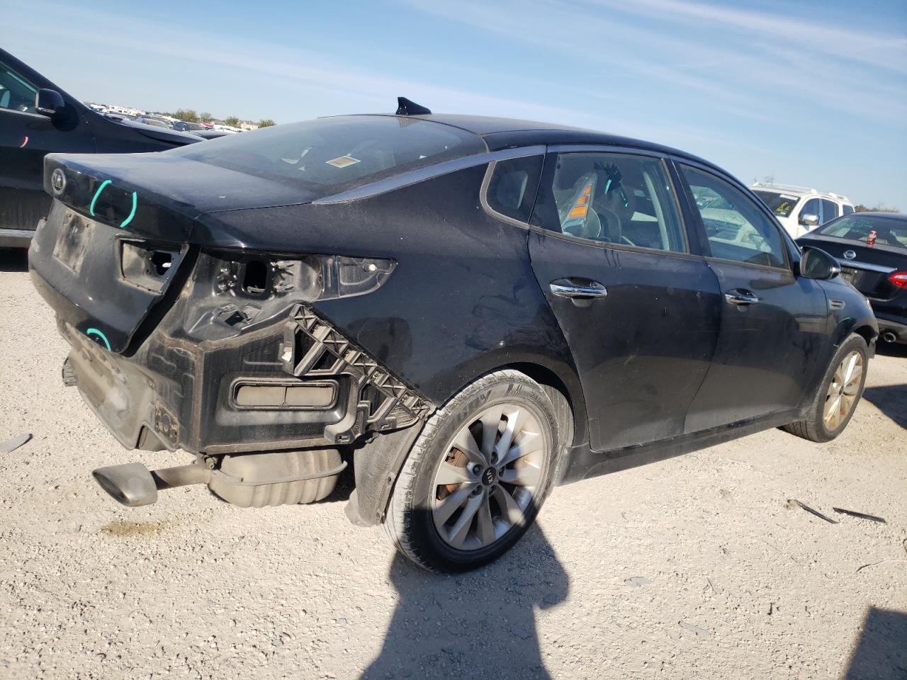 Obraz 3 z 2016 KIA OPTIMA LX 2016 z VIN 5XXGT4L39GG002275