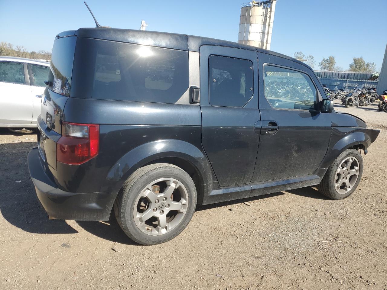 Obraz 3 z 2007 HONDA ELEMENT SC 2007 z VIN 5J6YH18937L003871