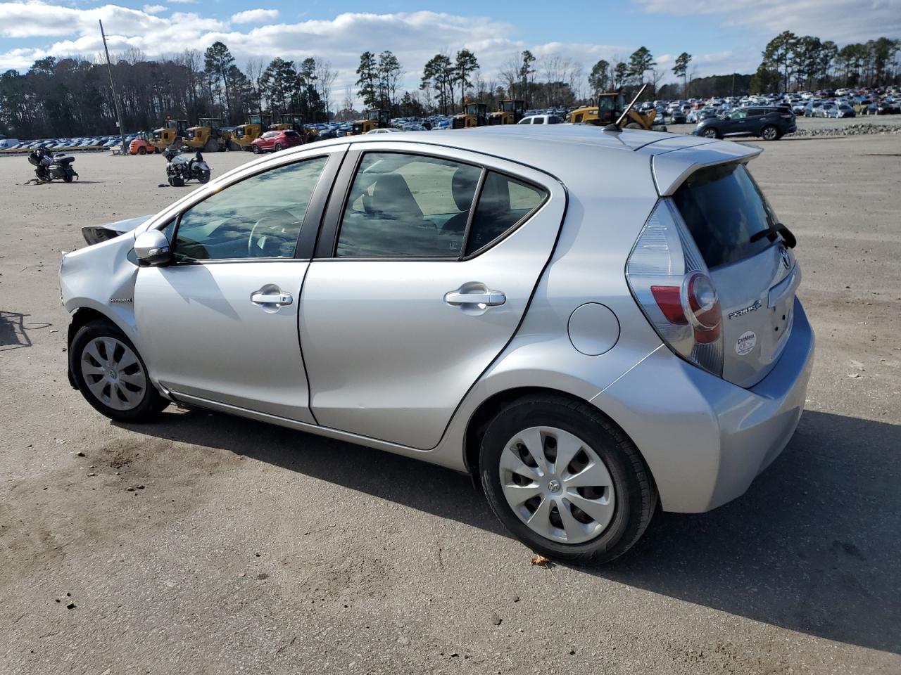 Image 2 of 2012 TOYOTA PRIUS C  2012 with VIN JTDKDTB36C1504377