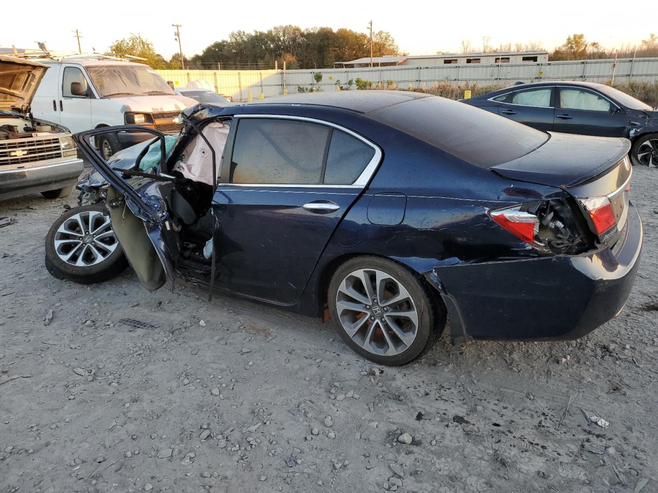 Obraz 2 z 2015 HONDA ACCORD SPORT 2015 z VIN 1HGCR2F52FA241192