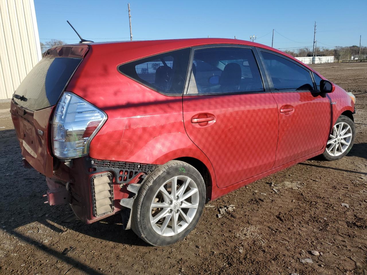 Image 3 of 2014 TOYOTA PRIUS V  2014 with VIN JTDZN3EU2E3326927
