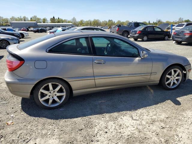 Image 3 of 2004 MERCEDES-BENZ C 320 SPORT COUPE 2004 with VIN WDBRN64J64A553183