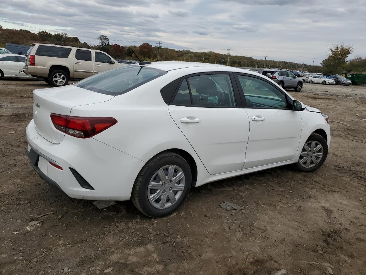 Obraz 3 z 2023 KIA RIO LX 2023 z VIN 3KPA24AD5PE532871