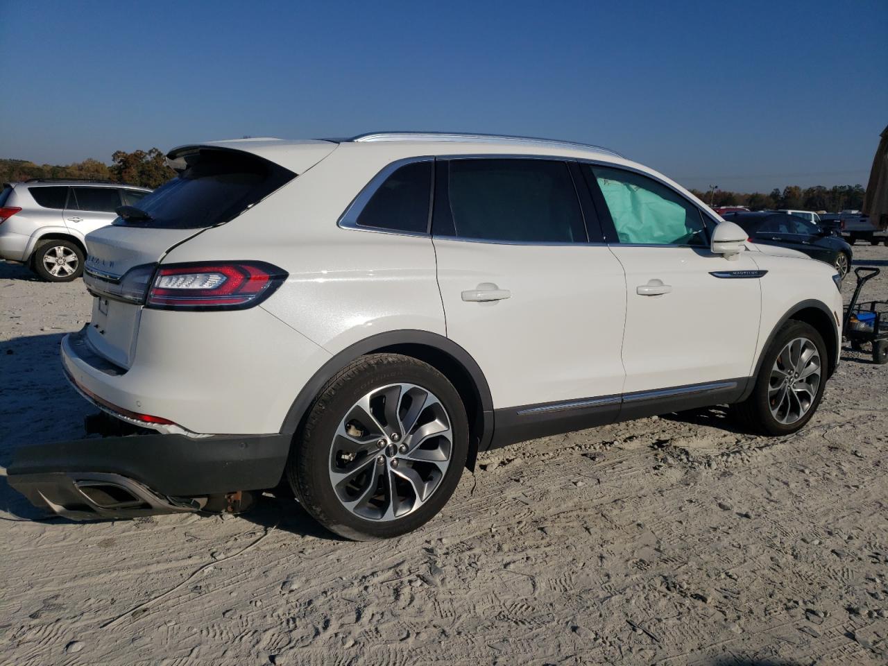 Изображение 3 2021 LINCOLN NAUTILUS RESERVE 2021 с VIN 2LMPJ8KP4MBL02867