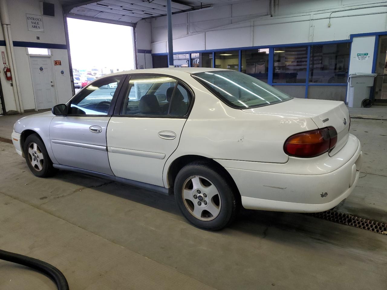 Изображение 2 2005 CHEVROLET CLASSIC  2005 с VIN 1G1ND52F25M214683