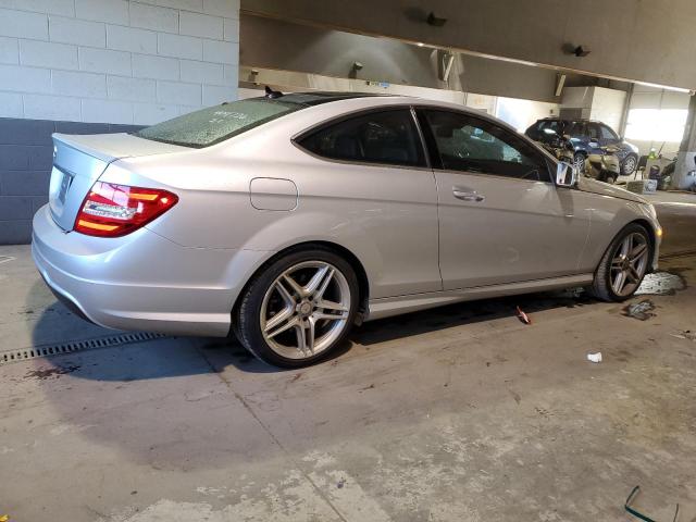 Image 3 of 2014 MERCEDES-BENZ C 250 2014 with VIN WDDGJ4HB2EG167229
