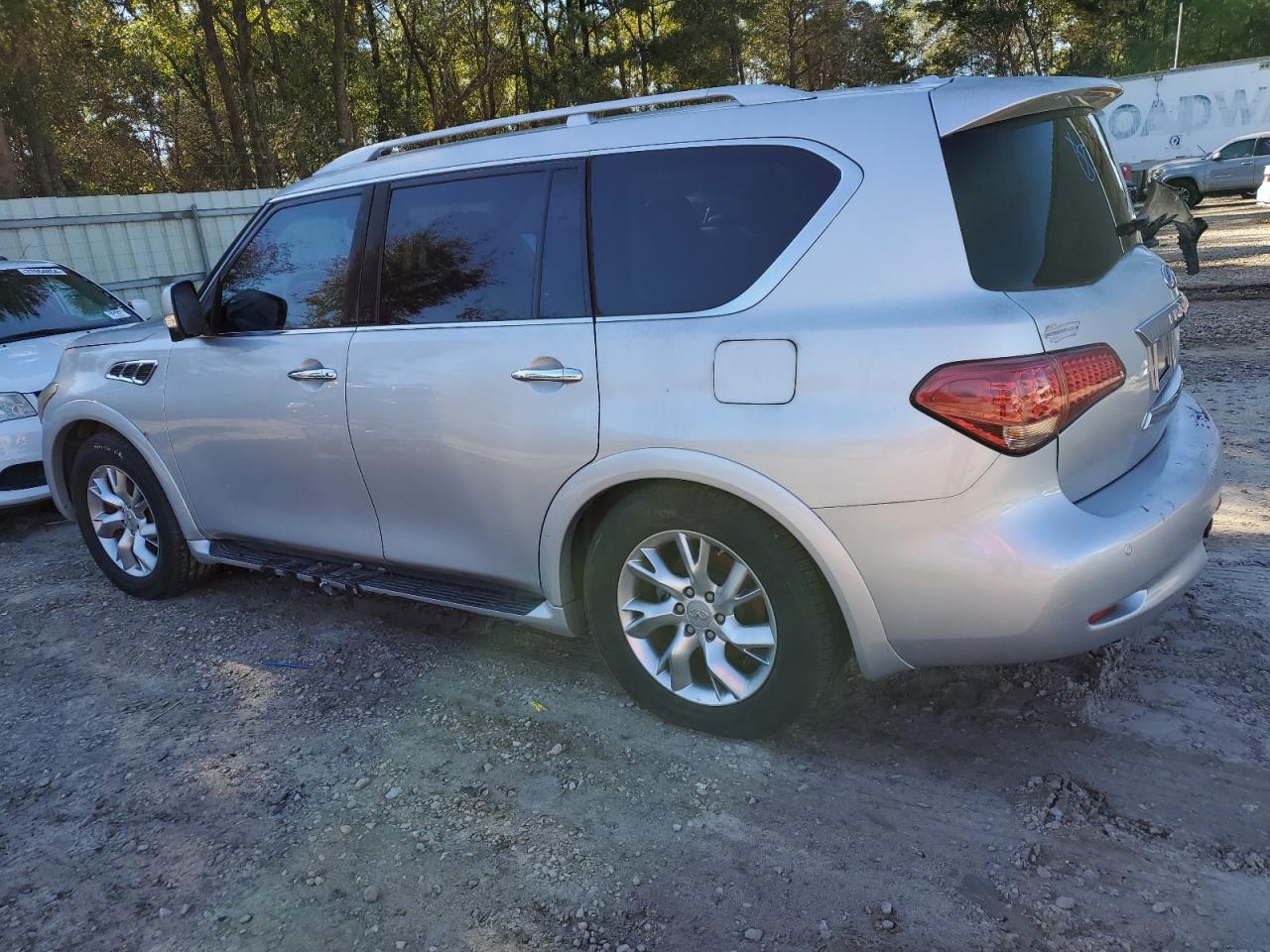 Изображение 2 2011 INFINITI QX56  2011 с VIN JN8AZ2NE4B9003027